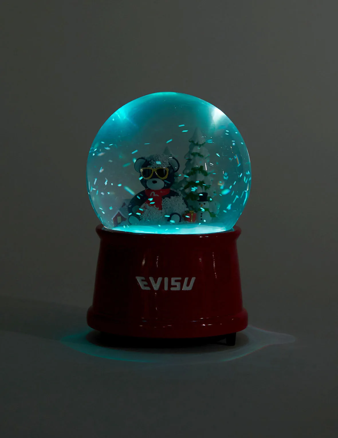 Bear Christmas Snow Globe